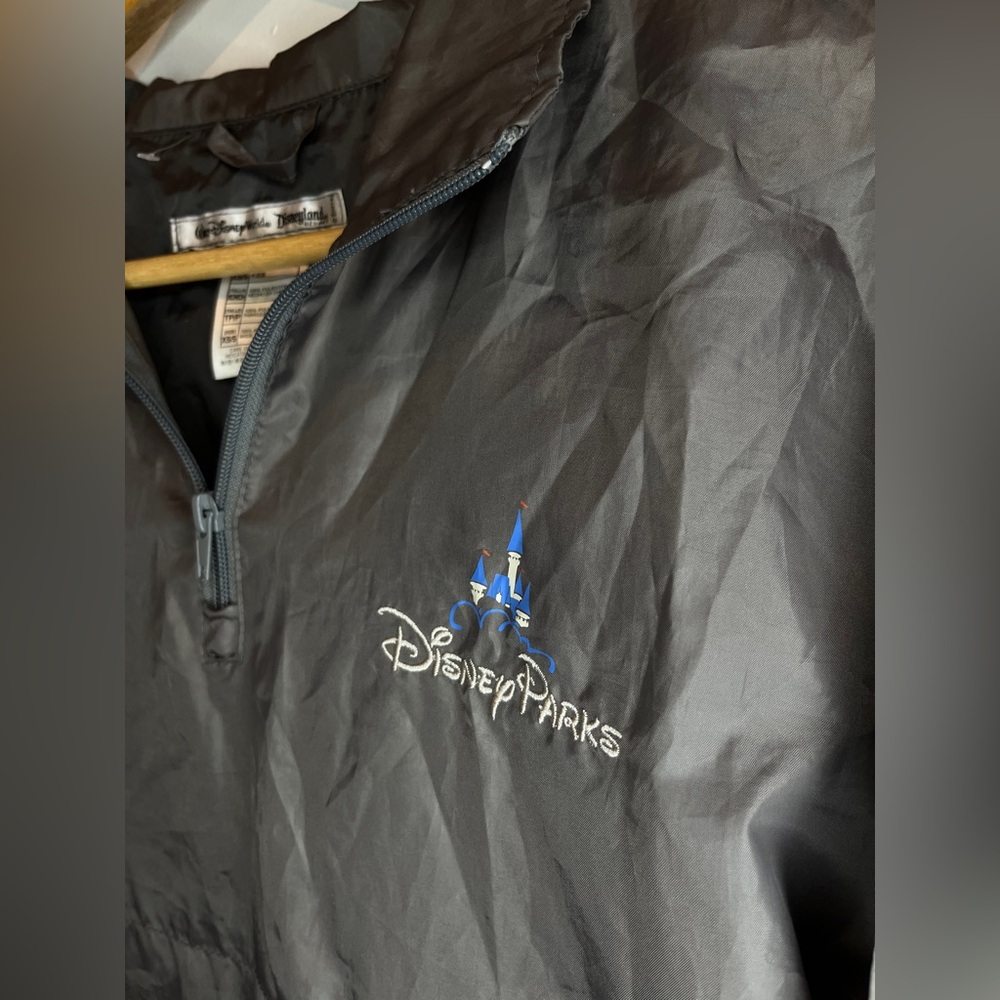 Disney Parks Windbreaker Pullover Gray Blue Half Zip Unisex Adult Size XS - Picture 6 of 9